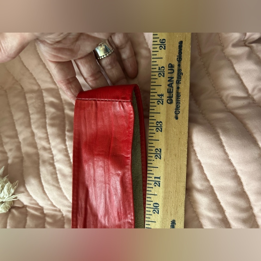 ✌️4 for $20✌️ Vintage le château leather belt - Picture 5 of 6